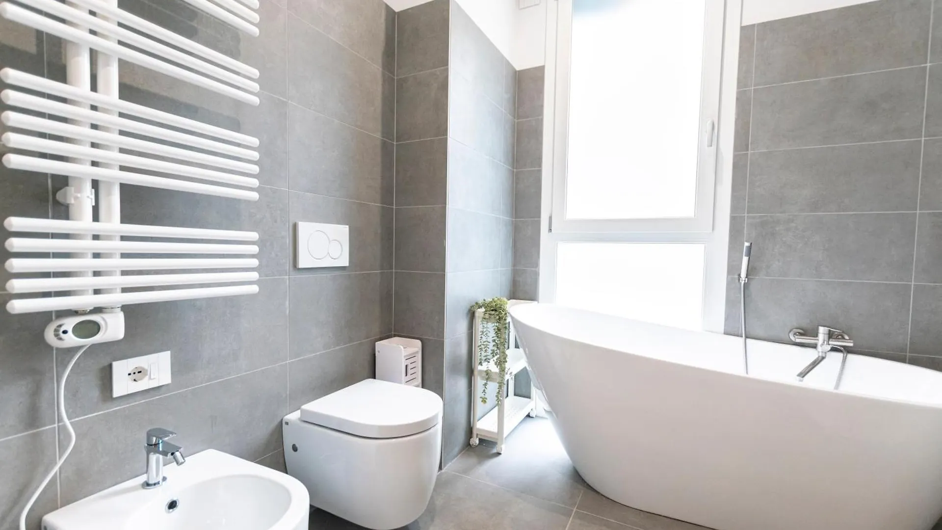 Luxury Flat - Principe Eugenio 3 Apartment Milan