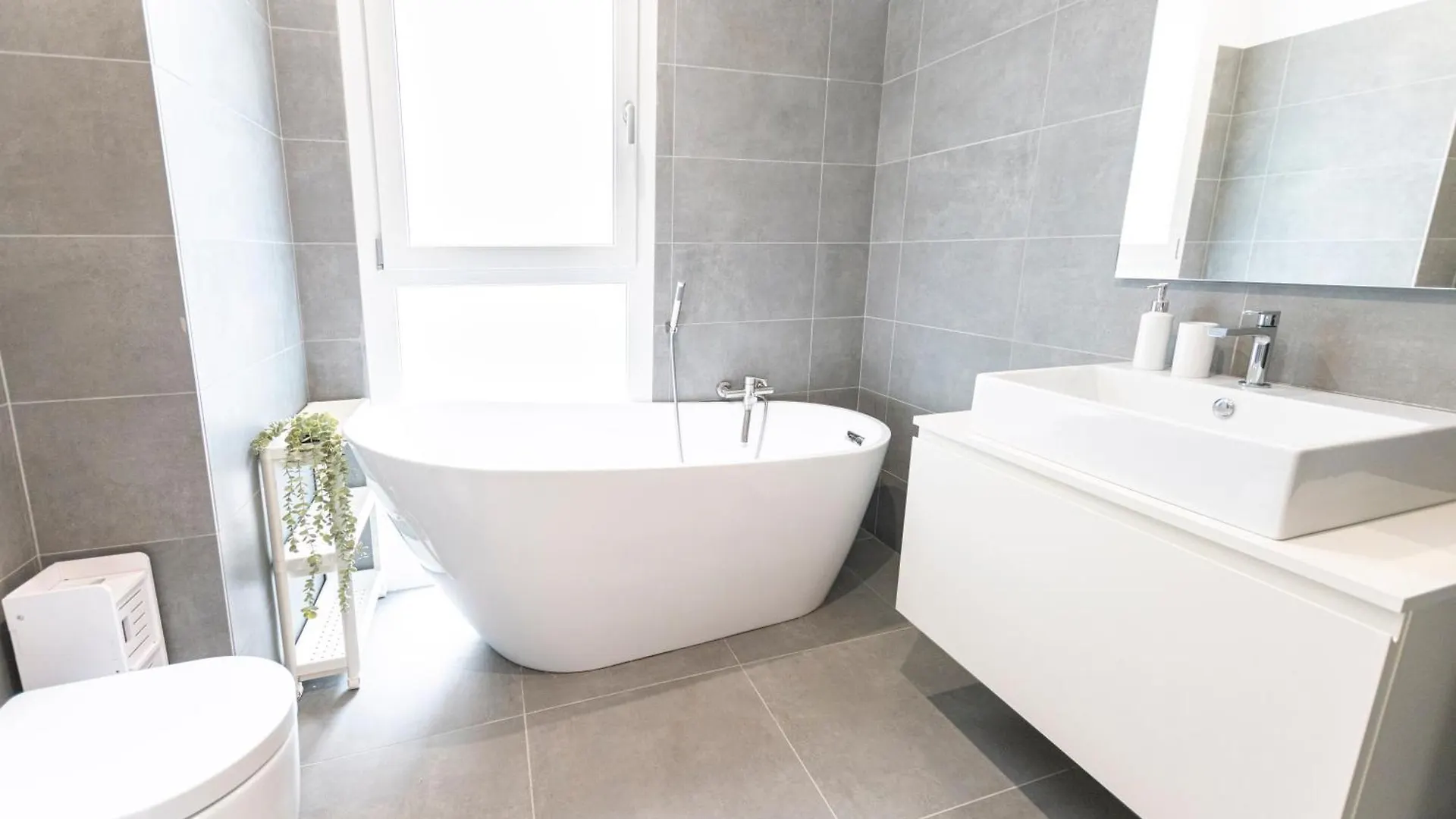 Luxury Flat - Principe Eugenio 3 Apartment Milan
