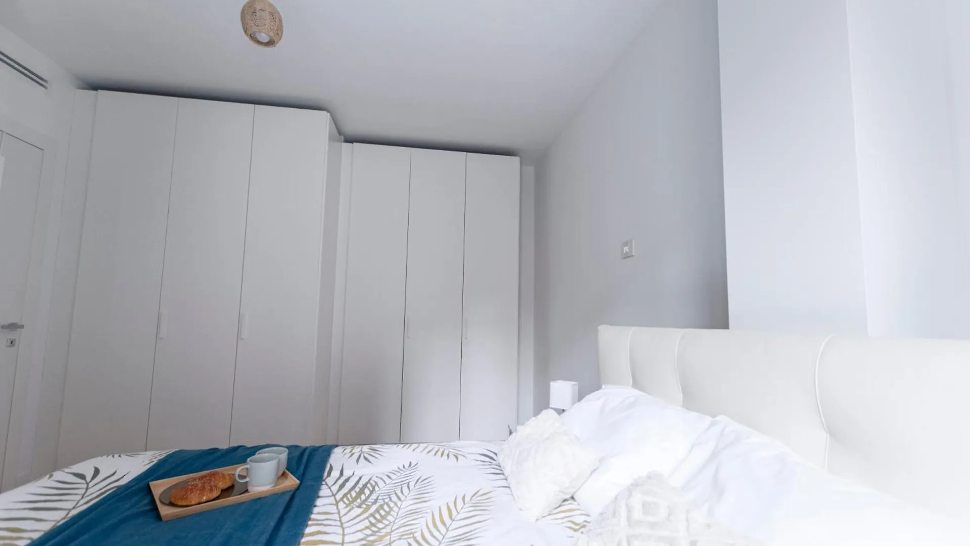 Luxury Flat - Principe Eugenio 3 Apartment Milan Italy